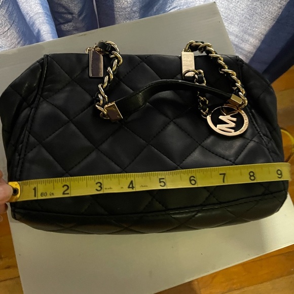 Purse - Picture 2 of 9